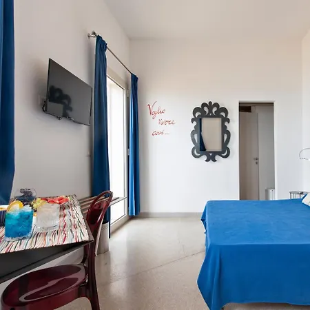 Triangolo Bed and Breakfast Racale