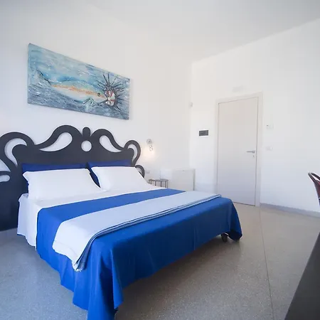 Bed & Breakfast Triangolo Racale